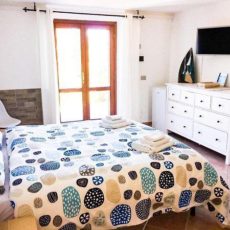 B&B Tavolara Puntaldia Eksteriør billede