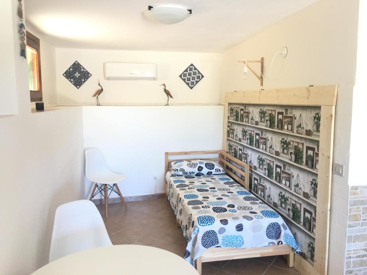 B&B Tavolara Puntaldia Eksteriør billede
