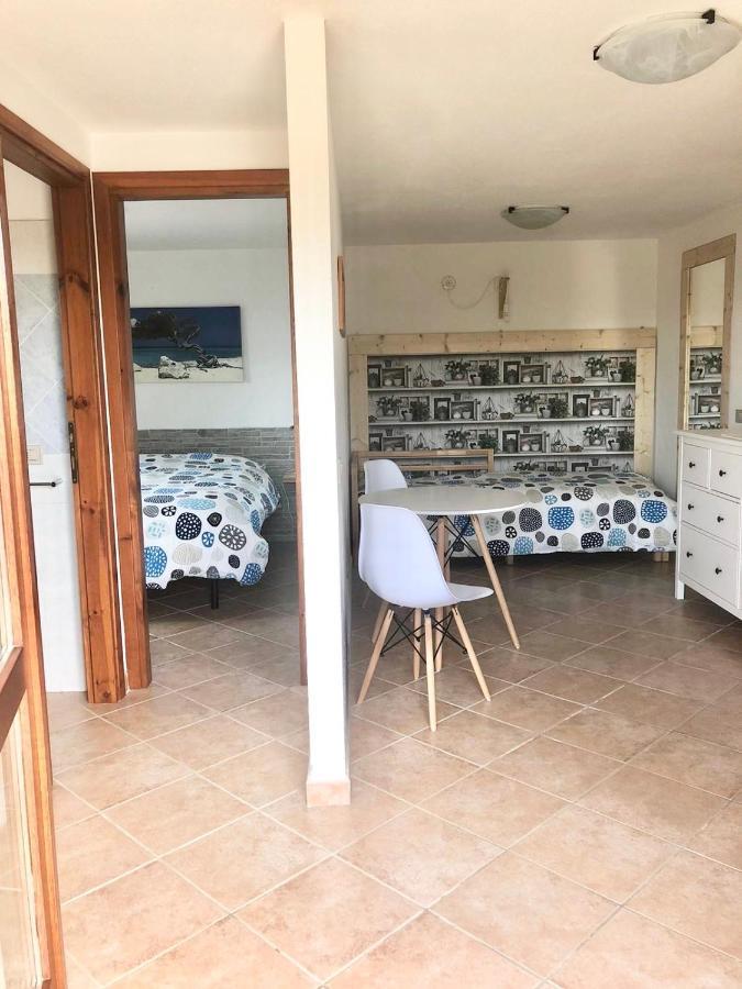 B&B Tavolara Puntaldia Eksteriør billede